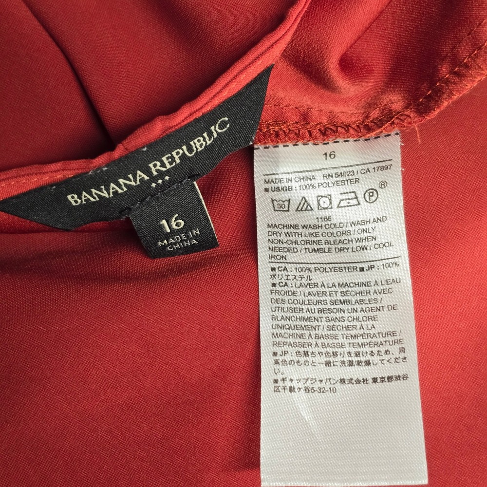 Red Twist-Front V-Neck Dress - Picture 8 of 13